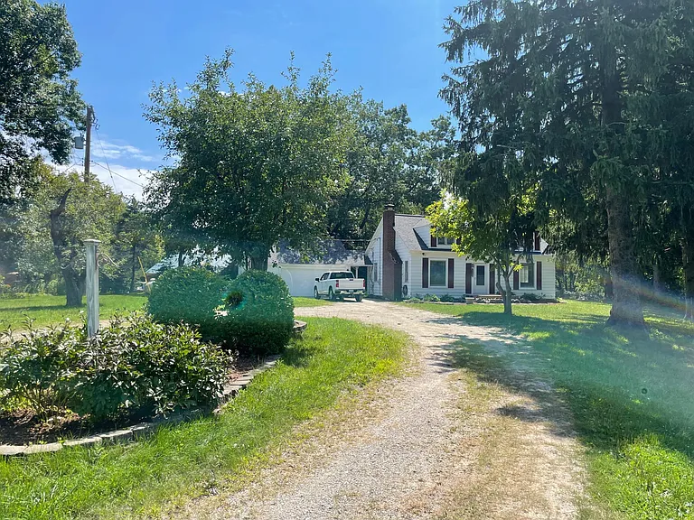31 Mile Rd — Photo 4