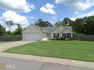 71 Kingston Pointe Dr, Kingston, GA 30145