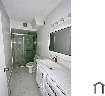 9911 Three Lakes Cir — Photo 34