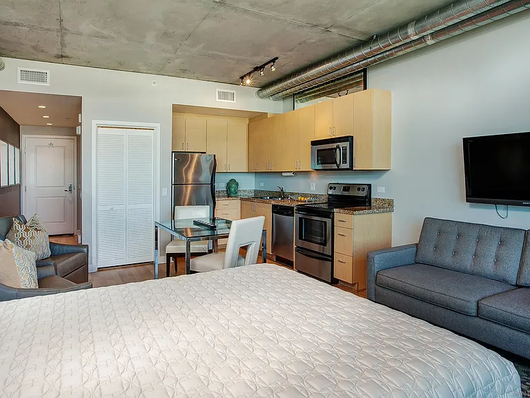 1080 Park Blvd #809 — Photo 9