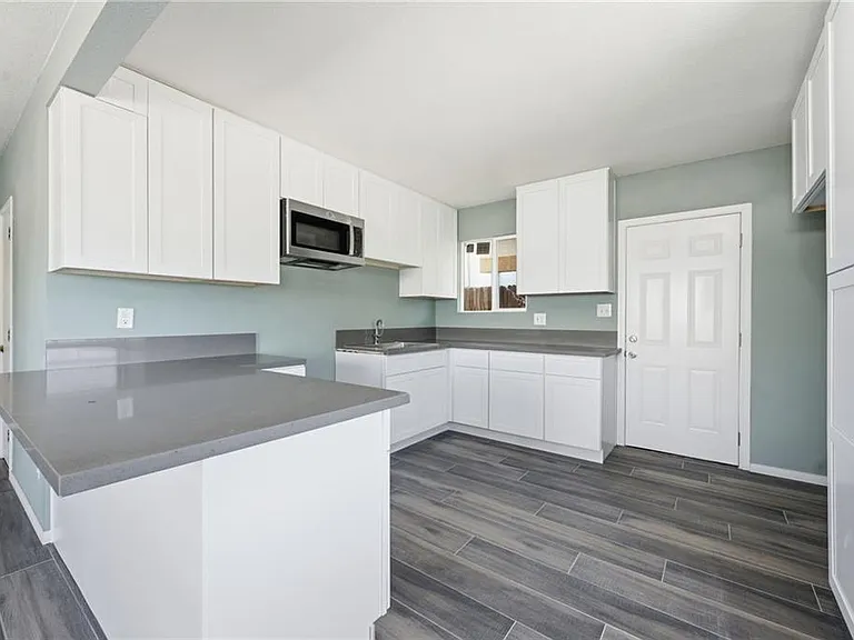 409 W Camellia Way — Photo 11