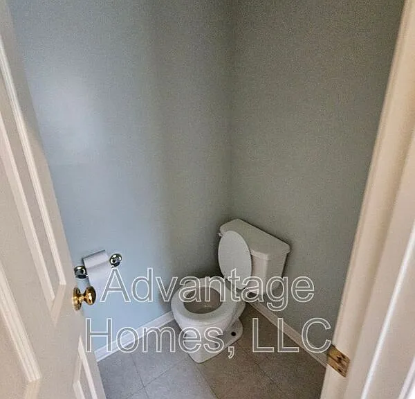 14117 Parkhill Ln — Photo 42
