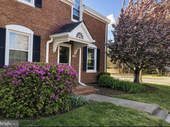 4658 34th St S, Arlington, VA 22206
