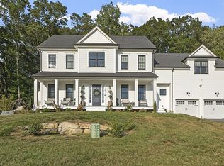 18 Clearview St, Grafton, MA 01519