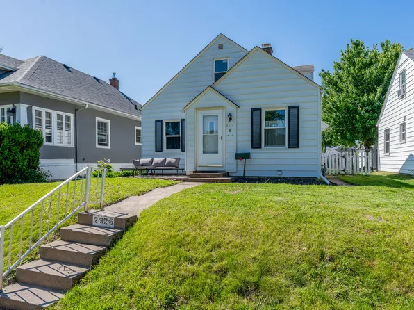 2326 18th Ave #A, Moline, IL 61265