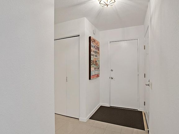 5th image of 4886 Indian River Dr