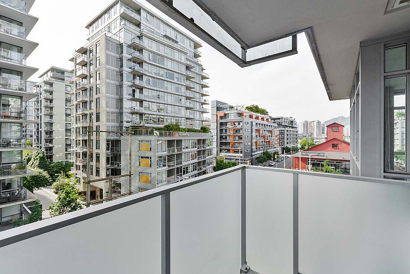 Vancouver Apartment for rent - 2 Bedrooms — photo 15
