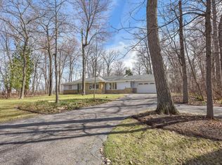 W290N9582 Deer LANE, Colgate, WI