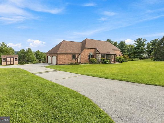 3rd image of 187 Bell Rd