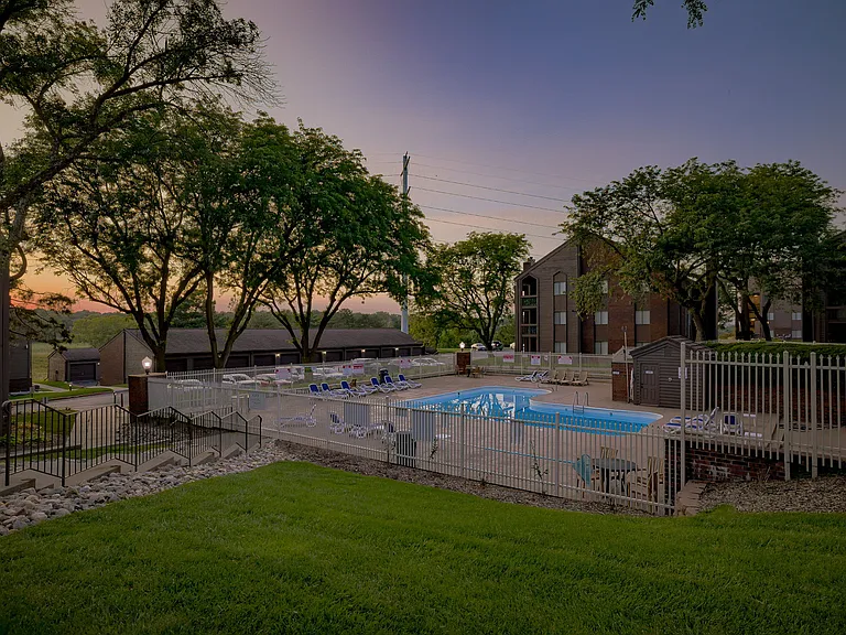 Lake Candlewood Apartments — Photo 26