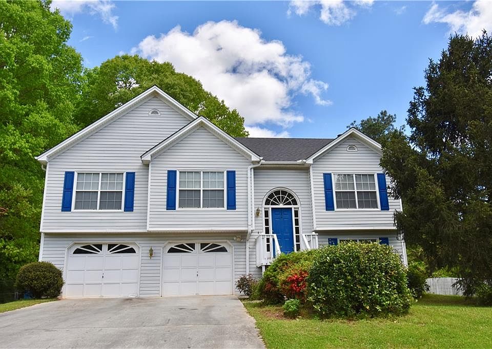 1st image of 1495 Royale Castle Dr