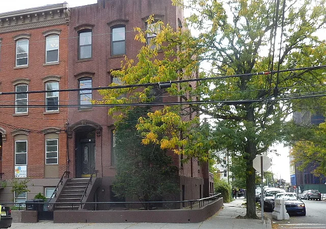 Building Photo - 159 Grand St #2