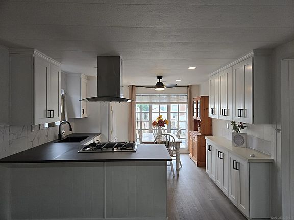 5th image of 450 E Bradley Ave Spc 36