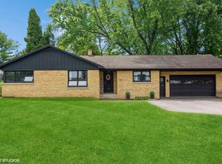 620 E Center St, Juneau, WI 53039
