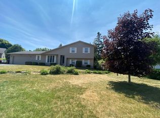 1629 Superior Ct, Sturgeon Bay, WI 54235