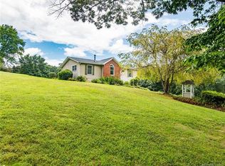 80 Blue Ridge Acres Rd, Asheville, NC 28806