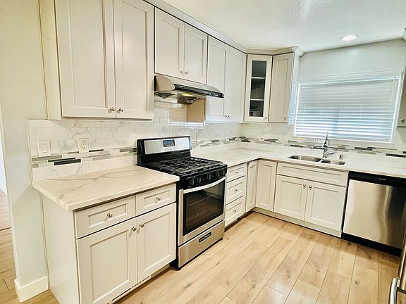 5th image of 1185 Paula Dr