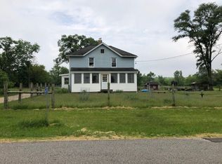 W4815 Bluff Rd, East Troy, WI 53120