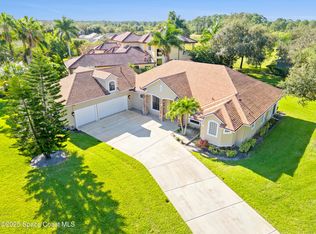 896 Yellow Wood Ct SE, Palm Bay, FL 32909