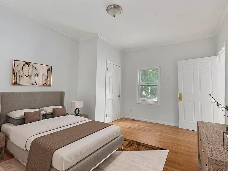 6 Glines Ave #1 — Photo 4