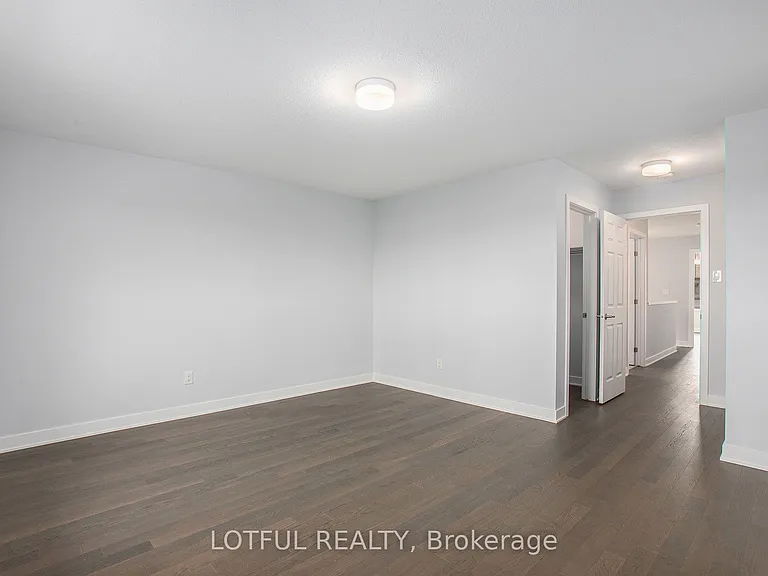 2104 Winsome Ter — Photo 19