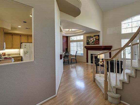5th image of 11193 Provencal Pl