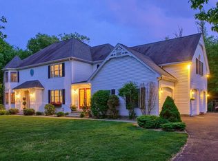 86 Olde Tavern Rd, Leominster, MA 01453