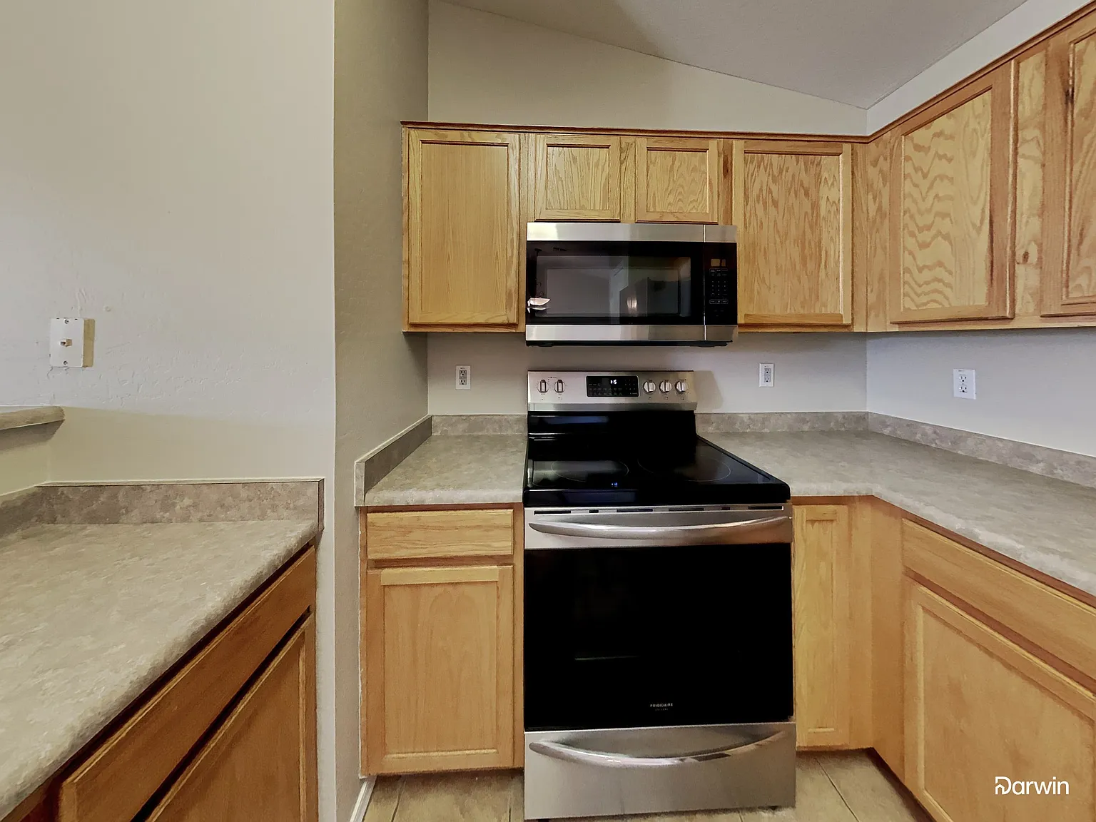 4 bed, 2.0 bath, 1520 sqft, $1,840 — Photo 2