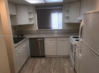 9119 NW 38th Dr, Coral Springs, FL 33065