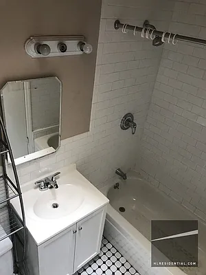 Rented by Highline Residential | media 41