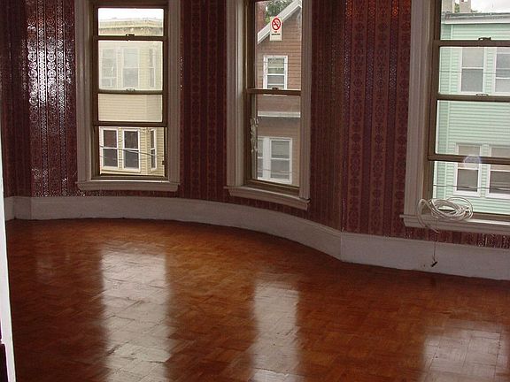 3rd floor bedroom