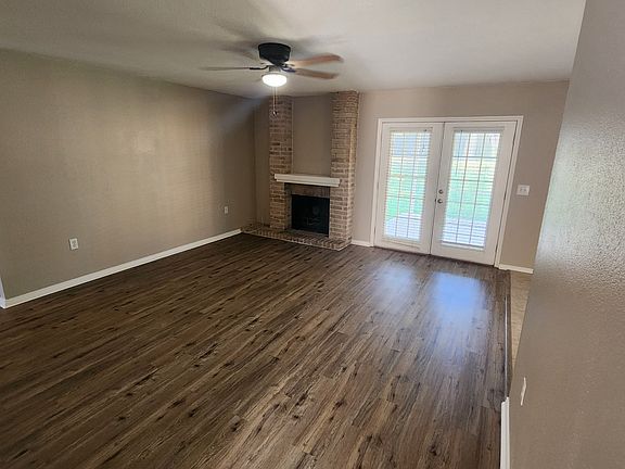 Living room with fireplace