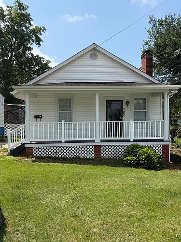 305 Sussex St Photo 1