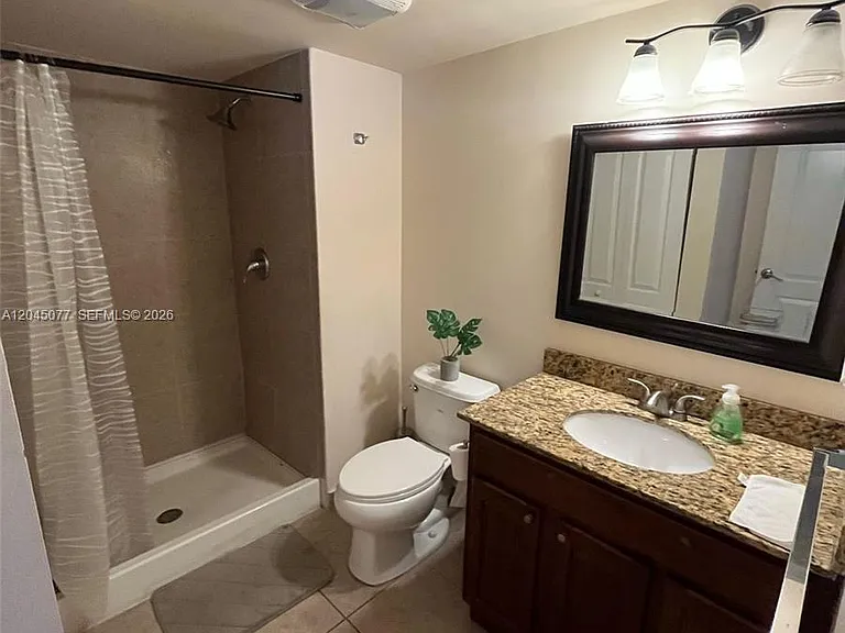 197 Lakeview Dr #105 — Photo 5
