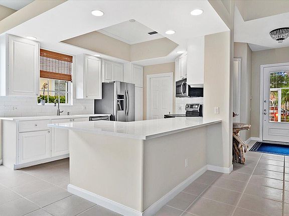 2nd image of 8884 SE Retreat Drive