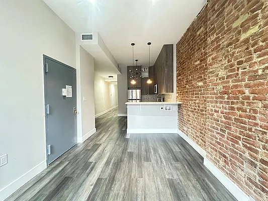 Rented by Dream Space Realty | media 3