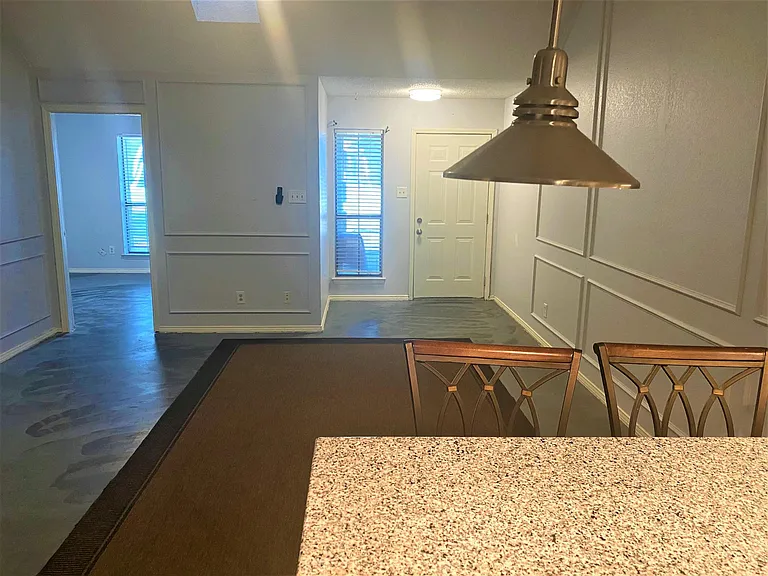 221 Hood St — Photo 15