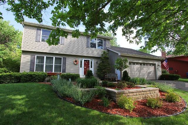 1st image of 4600 Forestview Ln N
