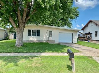 3008 I Ave, Kearney, NE 68847