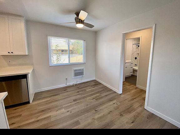 3rd image of 3935 Mississippi St #E