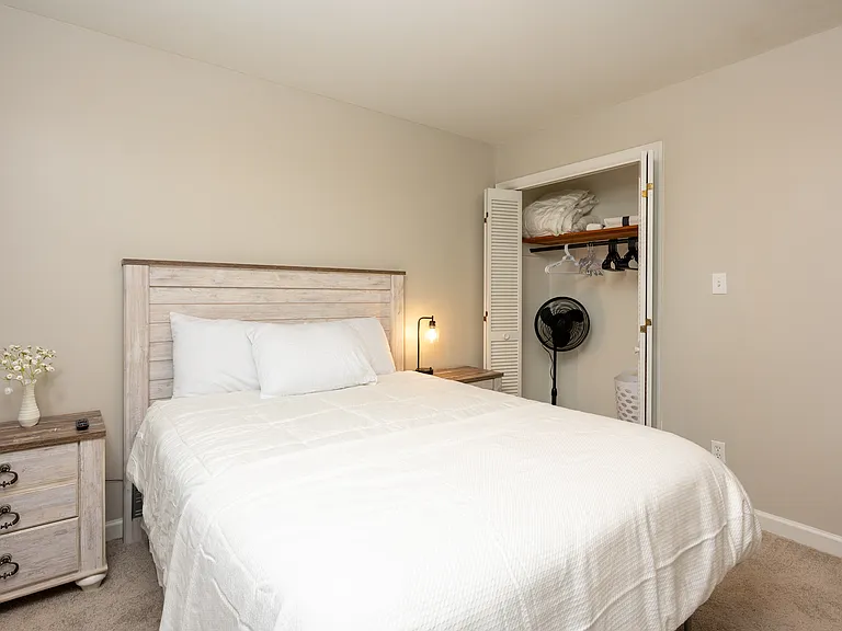 4115 Old Vineyard Rd — Photo 11