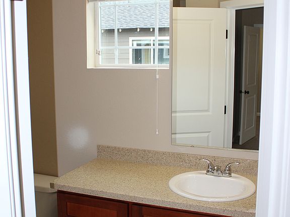 5th image of 4033 S Puget Sound Ave APT E