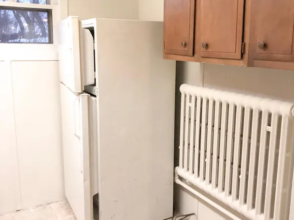 917 1st Ave S APT 8, Fargo, ND 58103