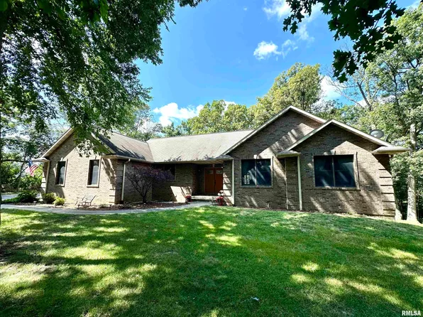 1631 Hillsdale Rd, Jacksonville, IL 62650