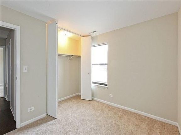 4th image of 1820 N Halsted St #401