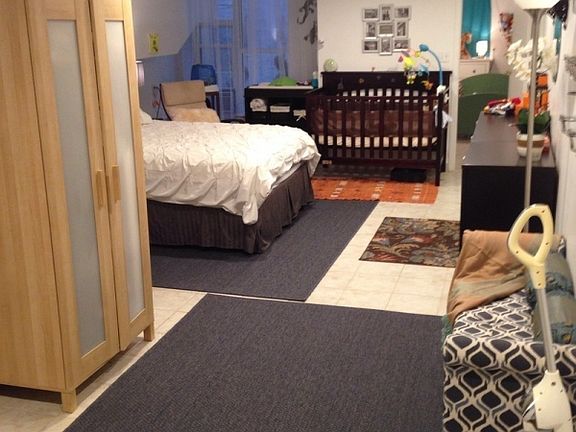 5th image of 211 W 70th St APT 1B