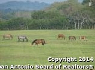138 Pfeiffer Rd, Boerne, TX 78006