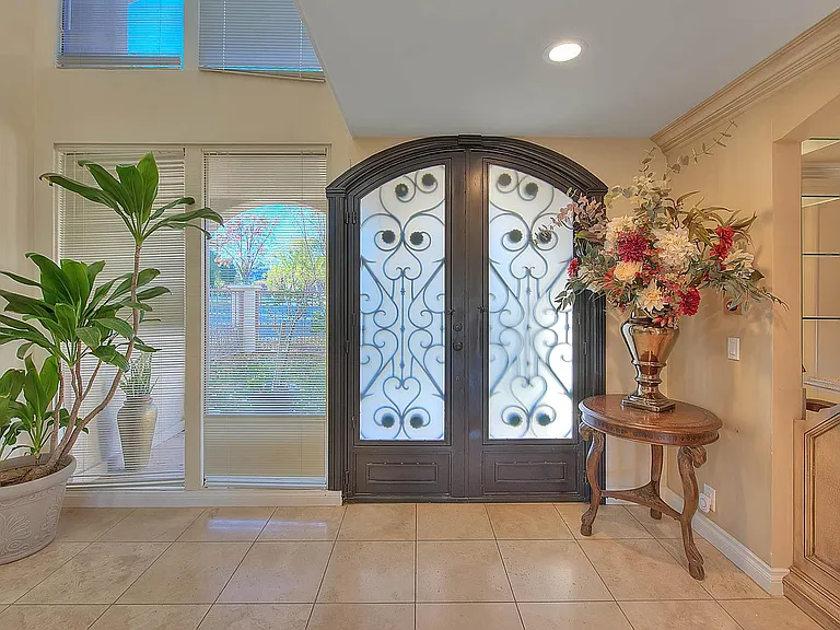 3800 Weatherly Cir — Photo 5