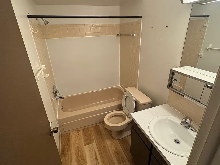 4280 Lorwood Dr #4280 — Photo 11