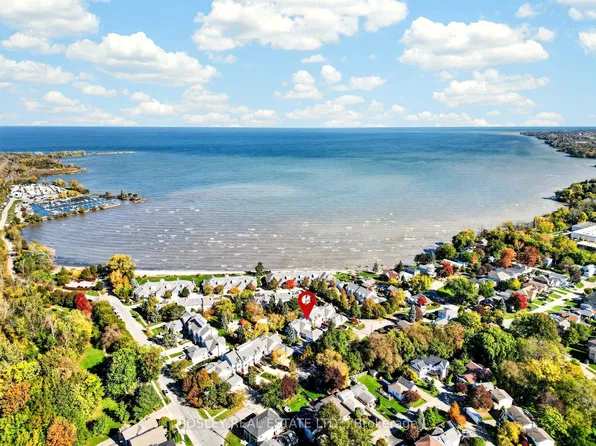 3 Lakeside Dr #18, Saint Catharines, ON L2M 1P3